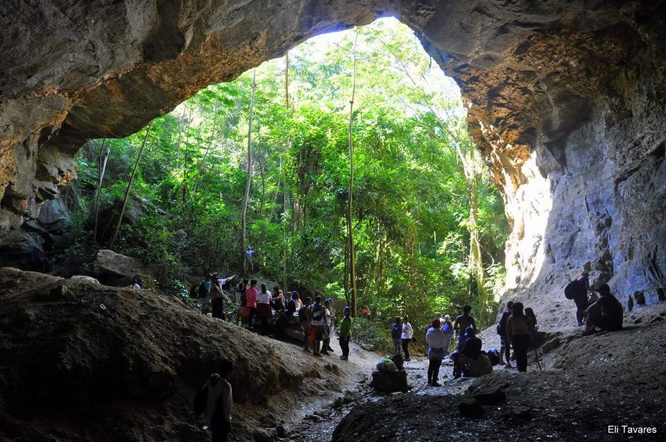 Trilha Grutas do SPAR – Vamos explorar cavernas e lago em Maricá!
