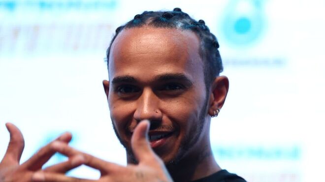 Lewis Hamilton bate recorde na Hungria