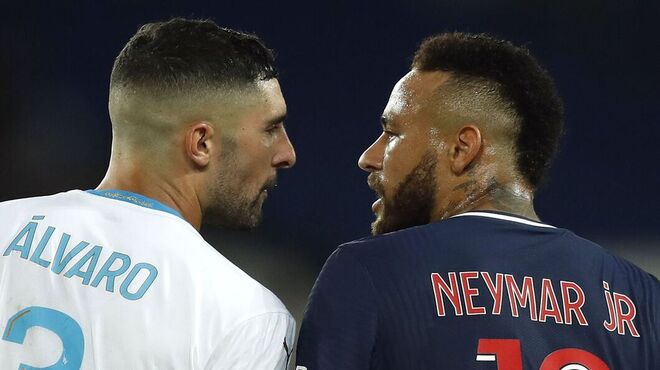 Neymar foi punido com dois jogos de suspensão pela expulsão na derrota do PSG