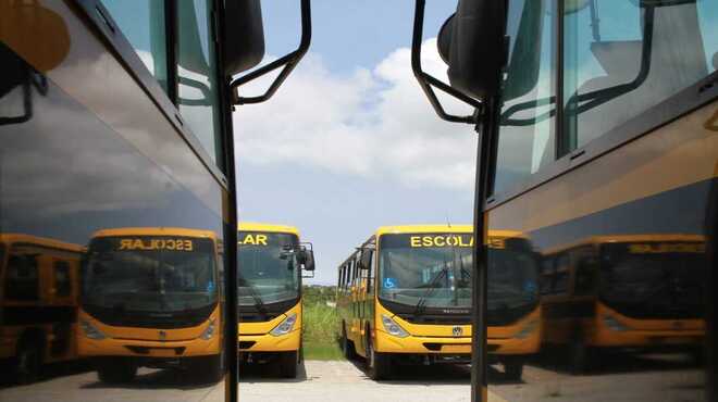 Educação de Maricá tem cinco novos ônibus para alunos