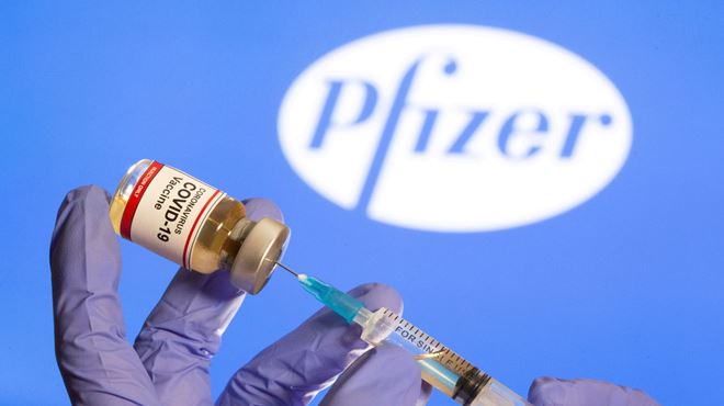 Covid-19: Ministério da Saúde se reúne com equipe da Pfizer