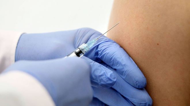 Vacinação contra a covid-19 pode começar em 20 de janeiro