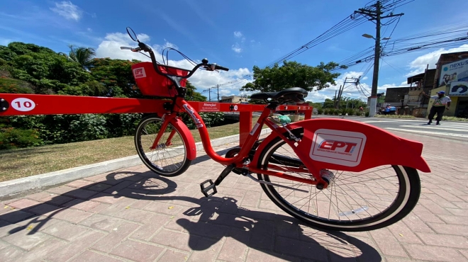Maricá apresenta as bicicletas vermelhinhas