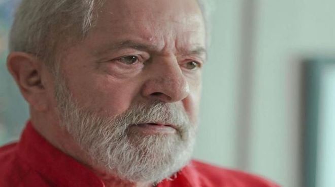 Lula da Silva chora ao falar em ‘limpar o nome da família’