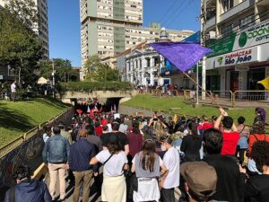 "Fora Bolsonaro"