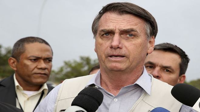 ‘Engraçado; maconha pode, cloroquina não pode’, diz Bolsonaro sobre projeto na Câmara