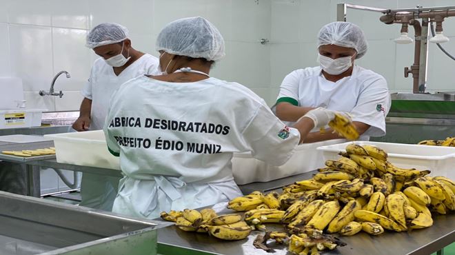 Maricá dá início à operação da fábrica de desidratados Édio Muniz