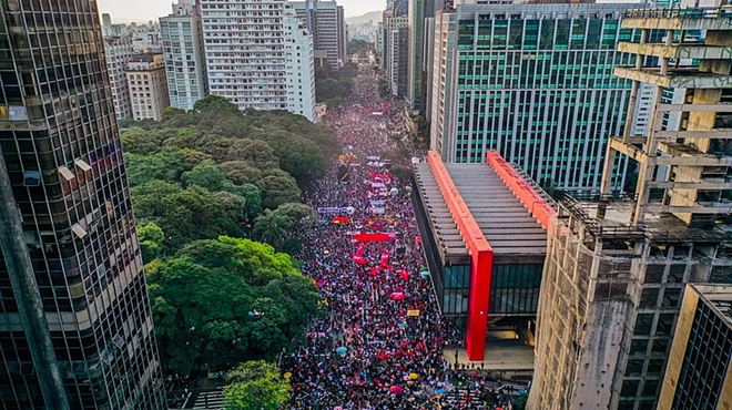 29M: Com milhares de pessoas, ato contra Bolsonaro ocupa sete quarteirões da Paulista