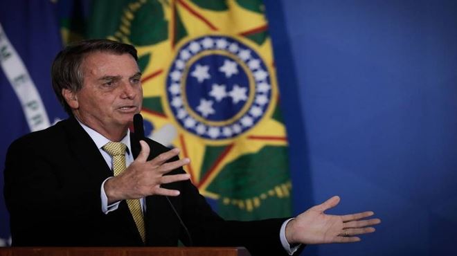 Bolsonaro nega prevaricação e diz que gravação de conversa com Miranda seria crime