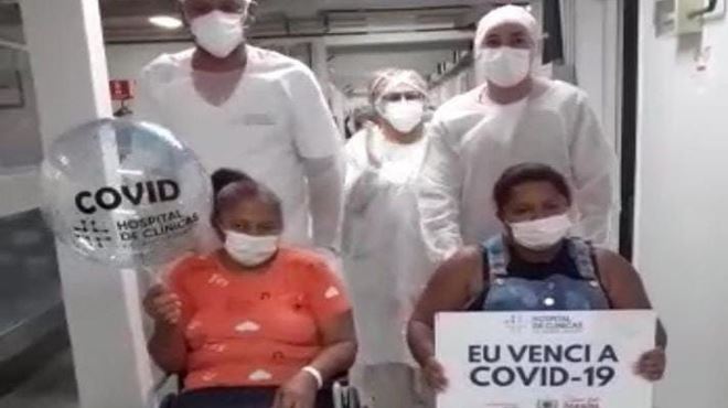 Mãe e filha se recuperam da Covid-19 e recebem alta do Hospital de Clínicas no mesmo dia