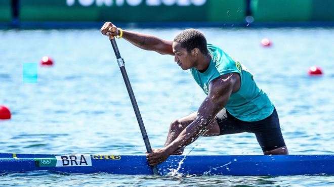 Jacky Godmann é eliminado nas quartas de final do C1 1000 m