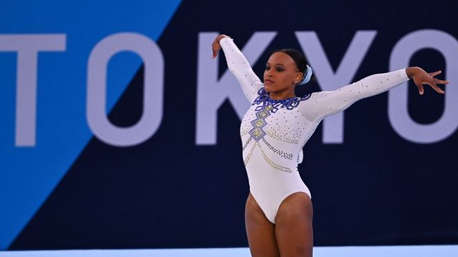 Rebeca Andrade conquista ouro para o Brasil na ginástica artística