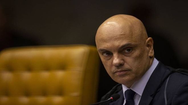 Moraes determina prisão do ex-comandante da PM e de Anderson Torres