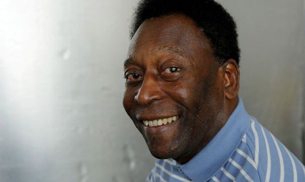 Pelé se recupera de maneira satisfatória após retirar tumor