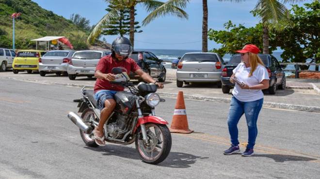 Semana Nacional do Trânsito: Falta de capacete é a principal infração de trânsito cometida por motociclistas em Maricá