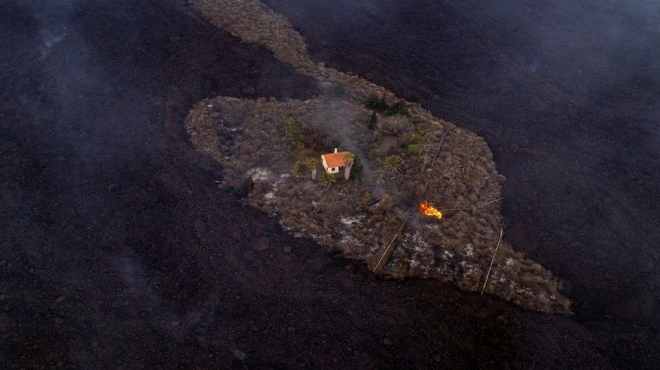 Sem fim à vista, erupção nas Canárias está prestes a completar um mês sem mortos ou feridos; veja dados