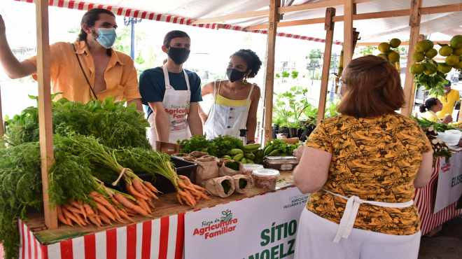 Sábado Agroecológico e Feira de Agricultura Familiar em Araçatiba