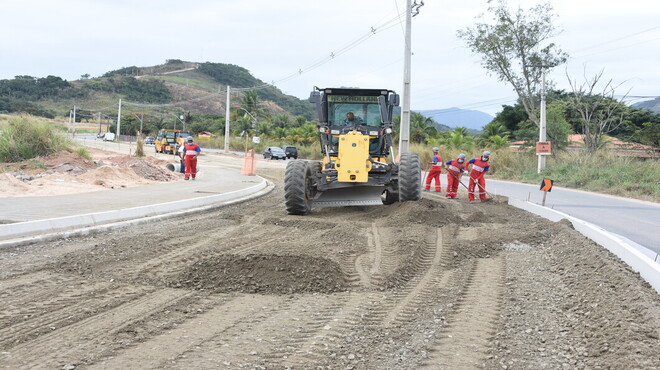 Prefeitura interdita trecho da Estrada dos Cajueiros nesta terça-feira (26/04)