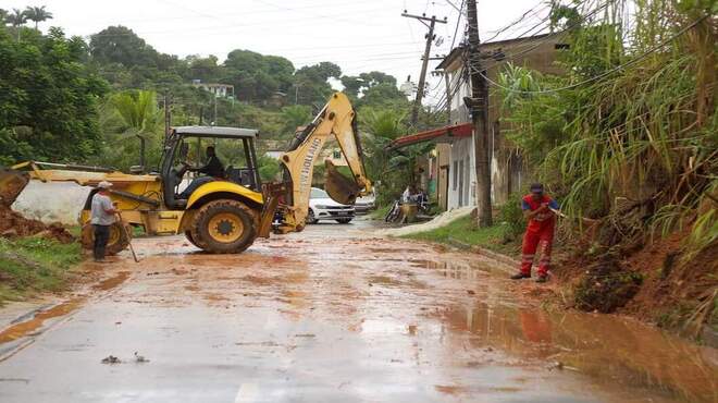 Três frentes