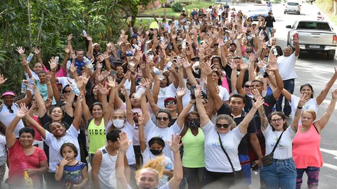 Caminhada celebra 9 anos do programa Viver Bem