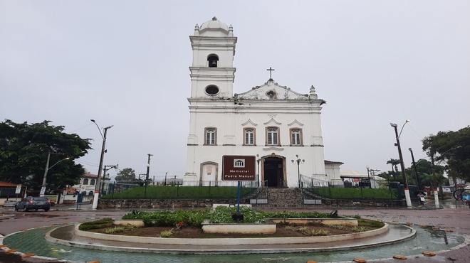 pancadas de chuva fraca a moderada