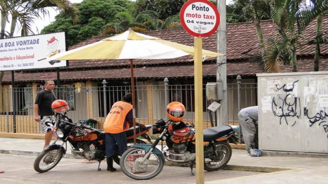 Transportes realiza vistoria de mototáxis em Maricá