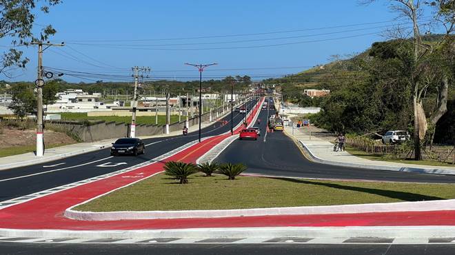 Prefeitura conclui instalação de sinalização na Estrada dos Cajueiros