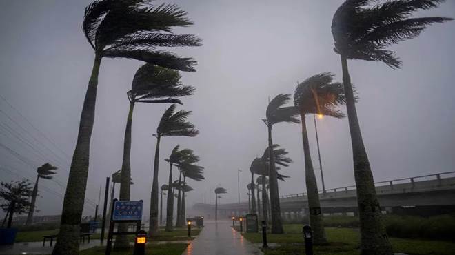 Furacão Ian enfraquece e vira tempestade tropical, mas deixa 1,8 milhão sem energia na Flórida