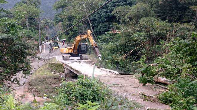 Prefeitura de Maricá inicia revitalização de pontes nos bairros do Caxito e Espraiado