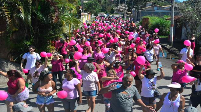 Caminhada do Outubro Rosa é realizada em São José do Imbassaí neste sábado (29/10)