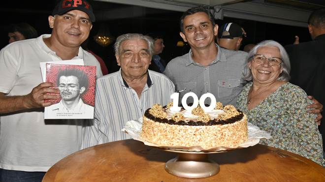 Maricá celebra centenário de Darcy Ribeiro com lançamento de livro