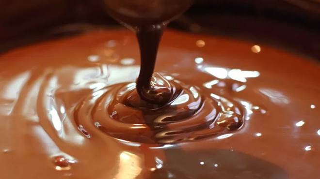 Anvisa proíbe venda de dois lotes de chocolates Garoto que podem conter vidro
