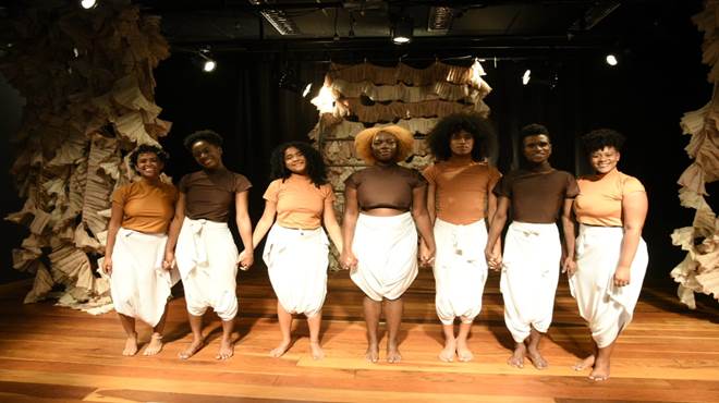 Espetáculo “Ominira” levou elementos da cultura afro-brasileira para o CEU da Mumbuca