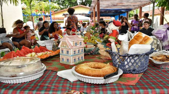 Natal Solidário na Casa da Mulher