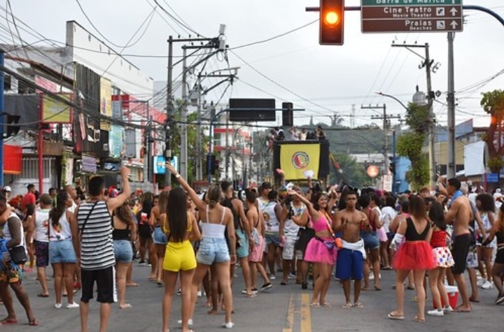 Maricarnaval 2023: Segundo dia de festa empolga foliões nos quatro distritos do município