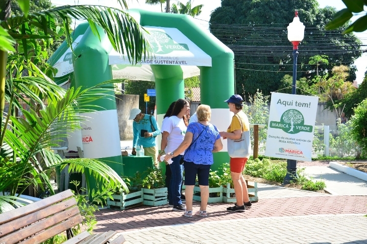 Maricá+Verde distribui 100 mudas nativas da Mata Atlântica em Araçatiba