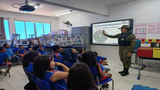 Alunos da rede municipal recebem aula de Educação Ambiental