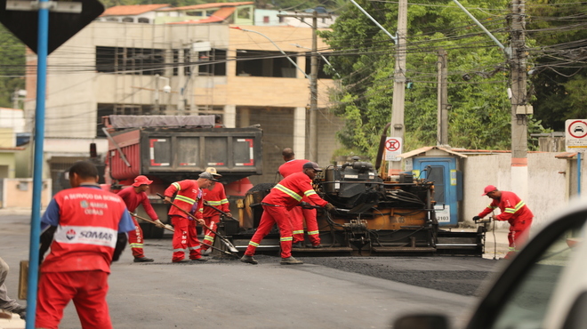 Somar avança com obras de drenagem no Centro