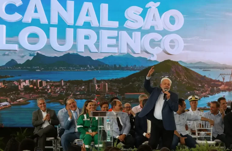 Lula defende indústria naval brasileira em evento em Niterói