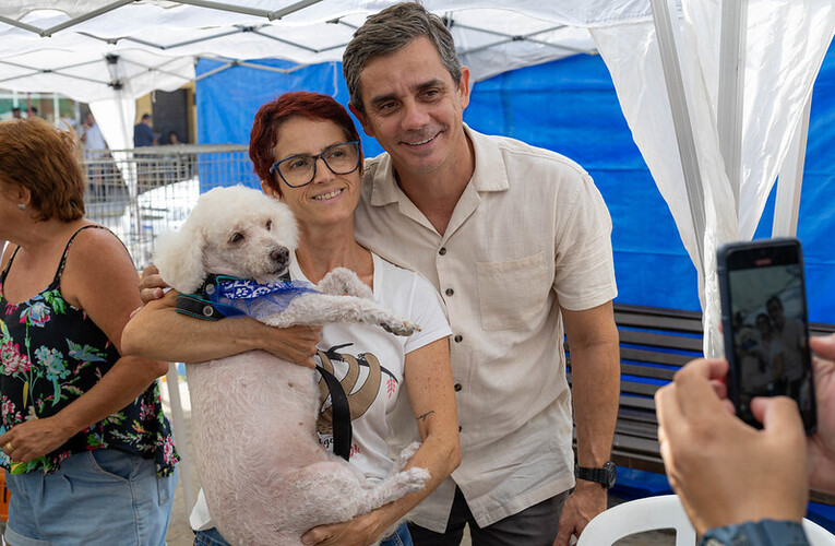 Prefeitura promove campanha de adoção de cães e gatos em Itaipuaçu