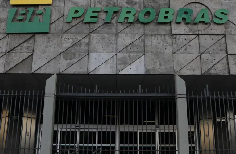 Justiça reconduz presidente do Conselho de Administração da Petrobras