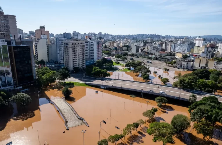 Número de mortes no Rio Grande do Sul chega a 100