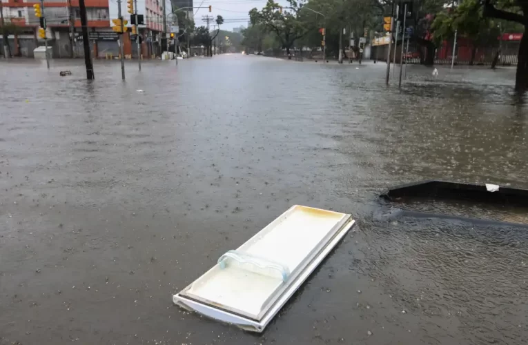 Aulas são suspensas em Porto Alegre devido a volta da chuva