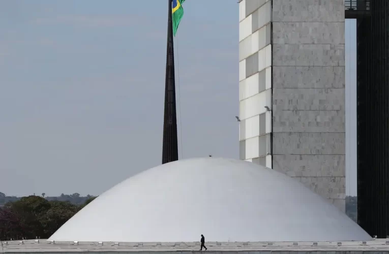 Senadores selecionam medidas para compensar desoneração