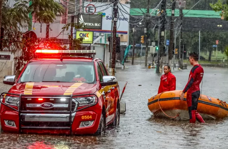 Número de mortes em desastre climático no RS sobe para 171