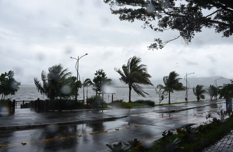 Fim de semana com chuva em Maricá