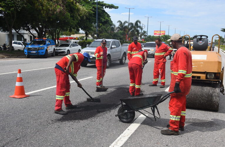 Maricá inicia recapeamento da RJ-106 e prevê mutirões de asfalto