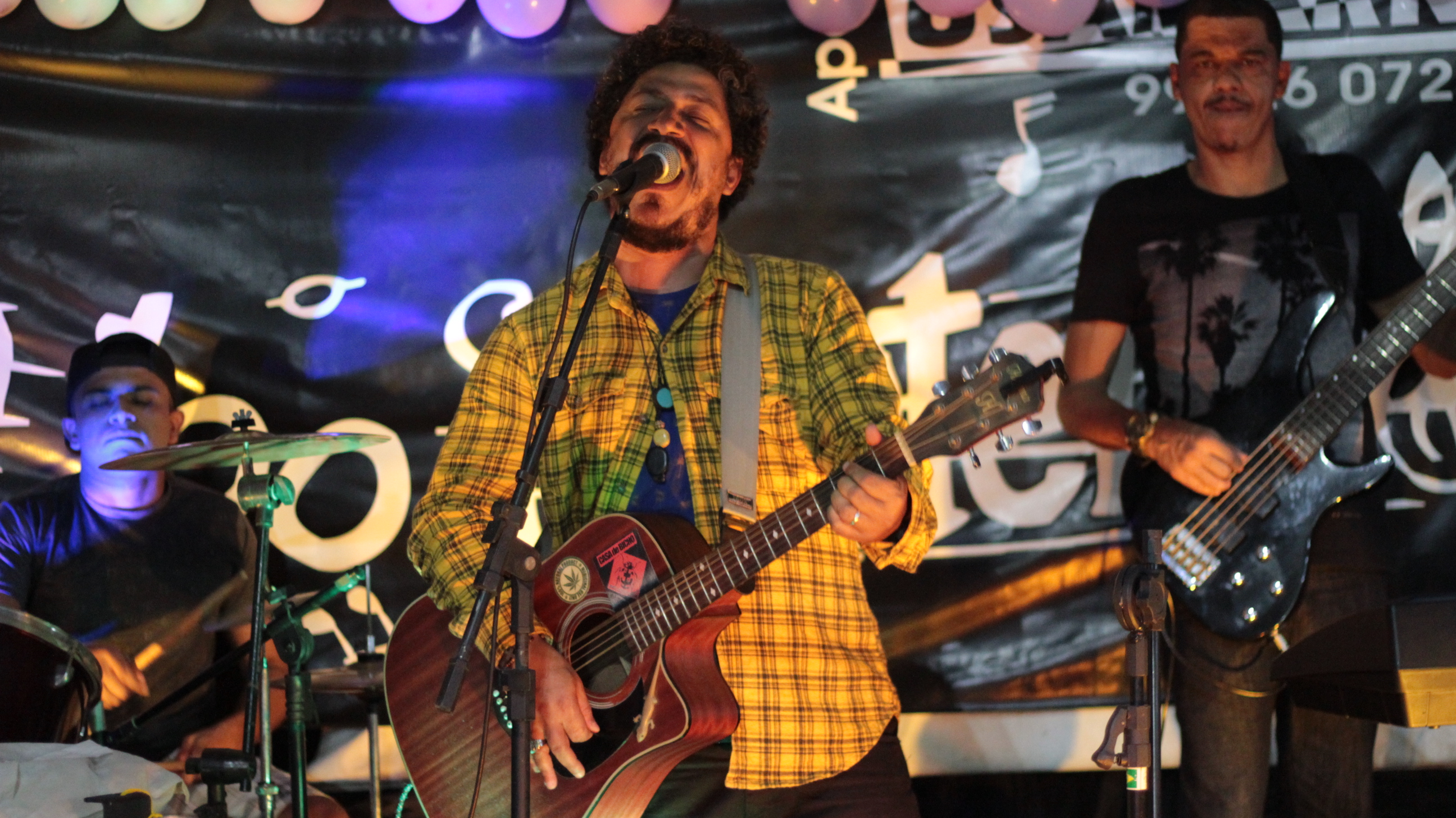 Aniversário do Som100fronteiras, parte 2, mais presentes!