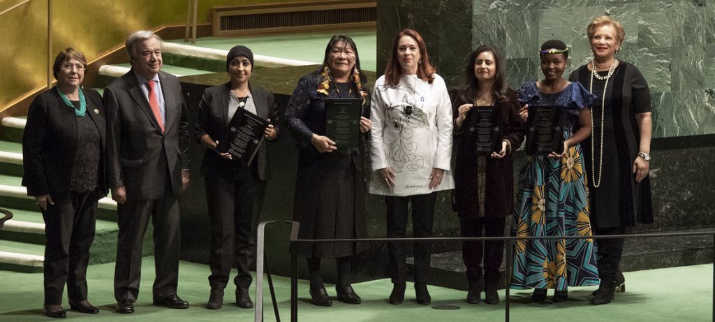 Joenia Wapichana indígena e o Prêmio Direitos Humanos