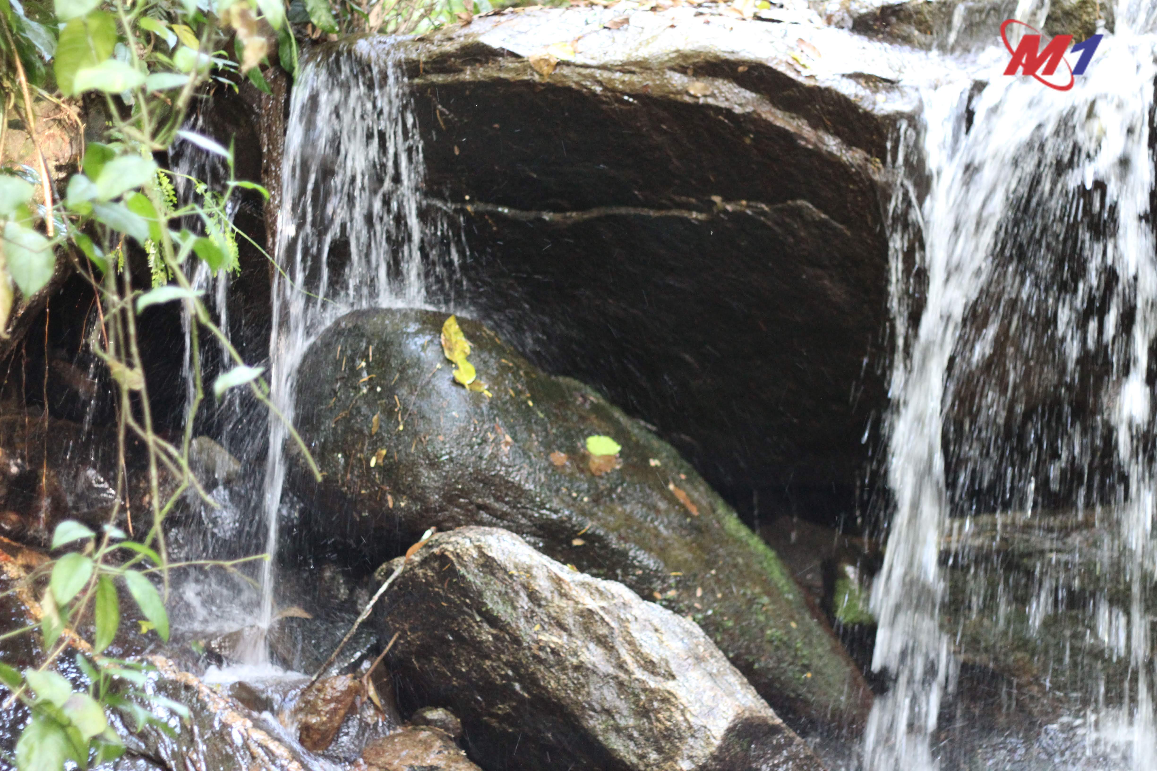 Espraiado Sítio do Riacho Cachoeirinha da Concha